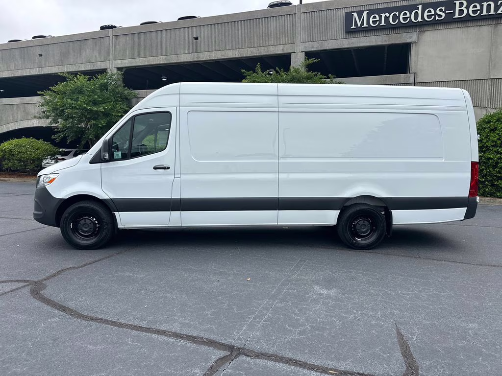 2026 Arctic Mercedes-Benz Sprinter 2500 Cargo 170 WB RWD Van
