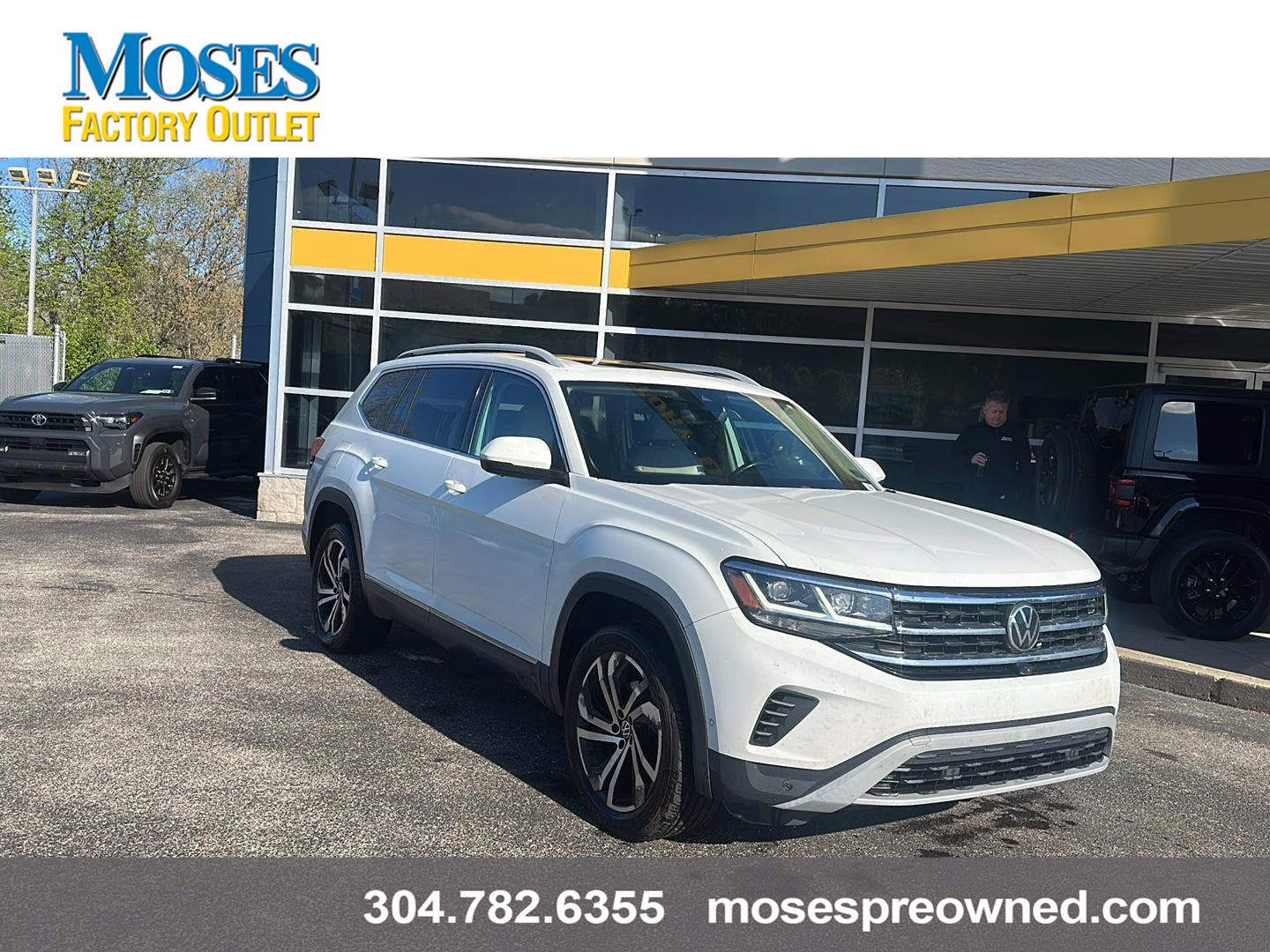 2021 Pure White Volkswagen Atlas 3.6L V6 SEL Premium AWD 4MOTION