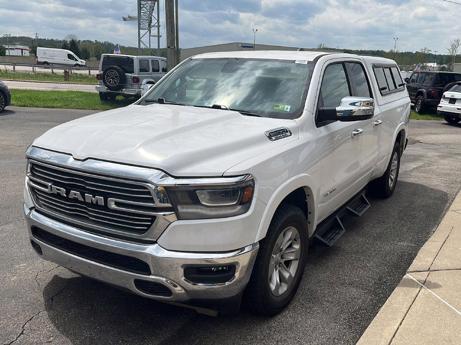 2020 Bright White Clearcoat Ram 1500 Laramie 4X4 Truck