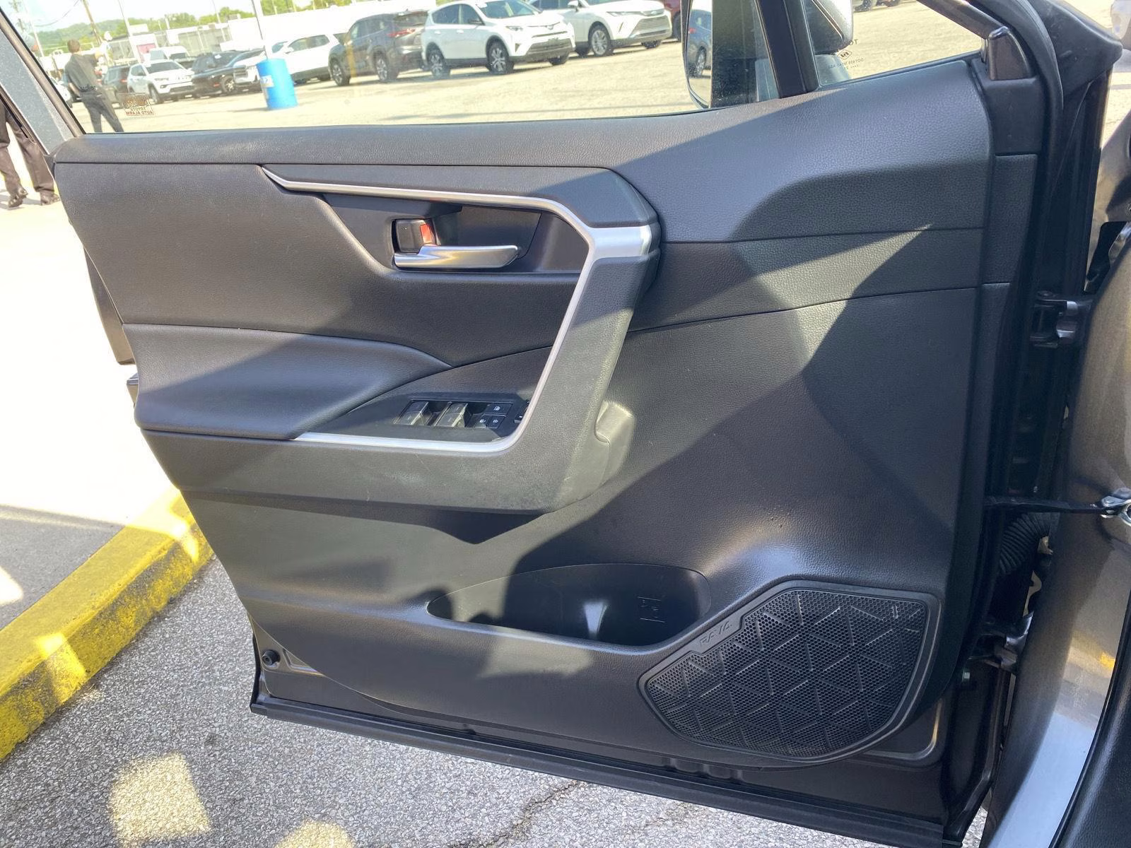 2022 Magnetic Gray Metallic Toyota RAV4 Hybrid SE AWD SUV