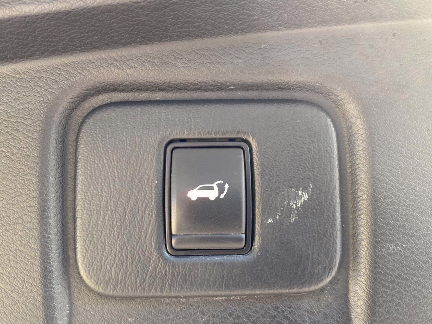 2018 Cayenne Red Metallic Nissan Murano Platinum AWD SUV