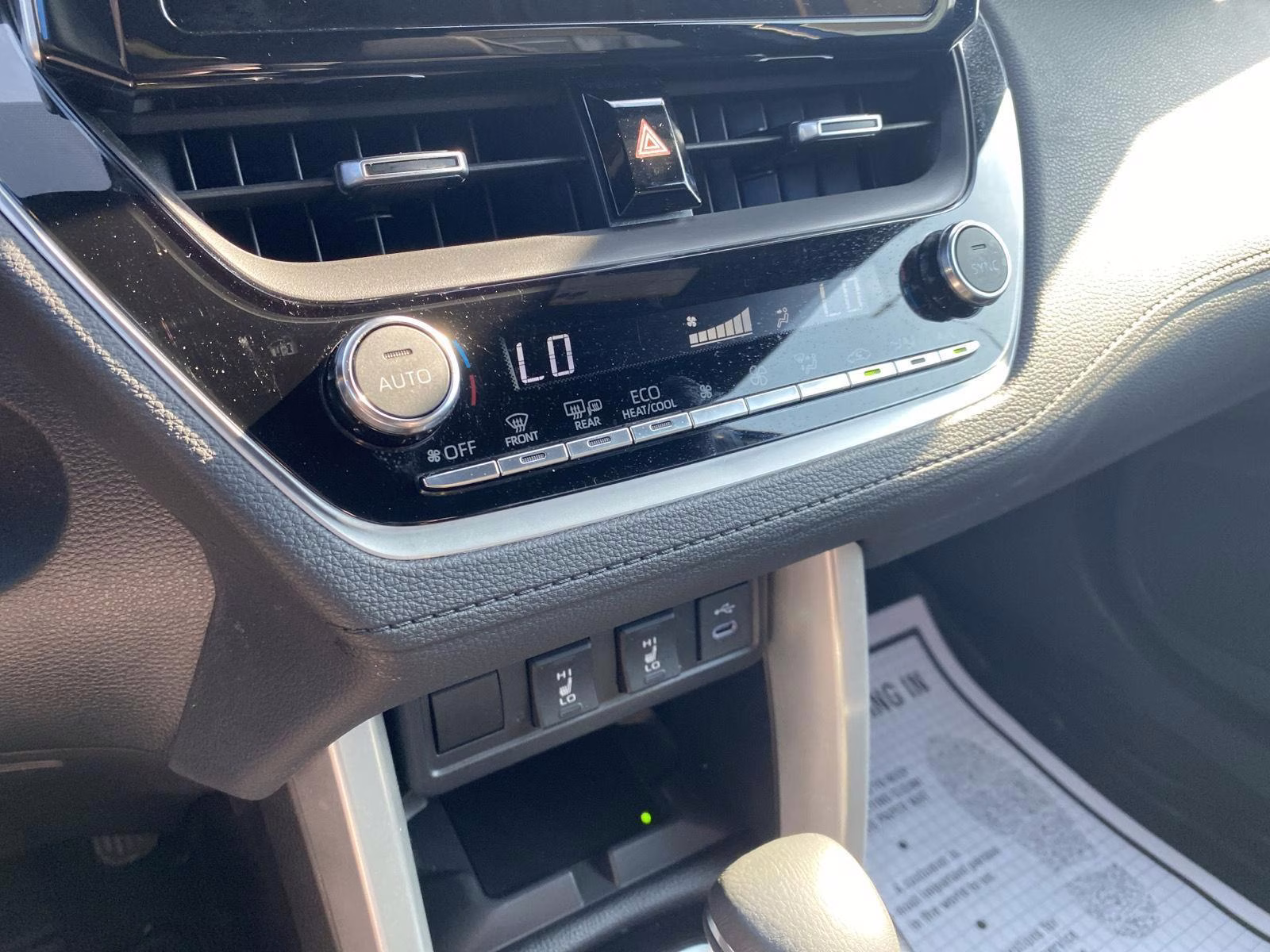 2024 Blue Crush Metallic Toyota Corolla Cross Hybrid XSE AWD SUV