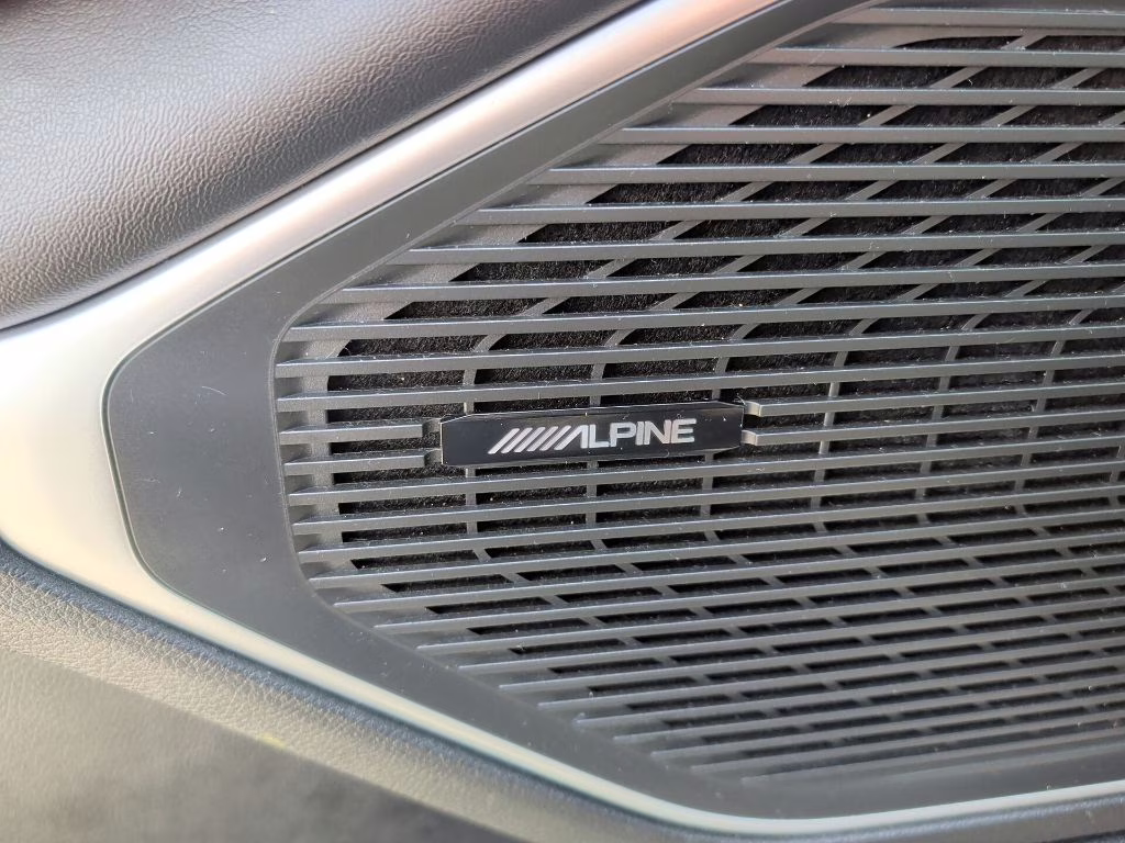 2023 Diamond Black Crystal Pearlcoat Jeep Wagoneer L Series II RWD SUV