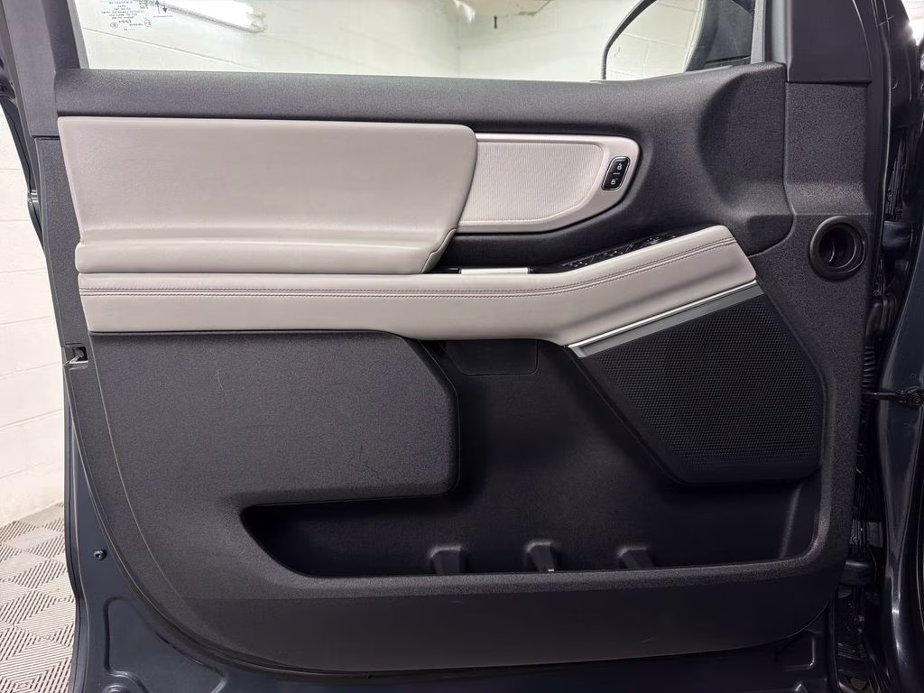 2025 Blue Metallic Ford Expedition Max Active RWD SUV