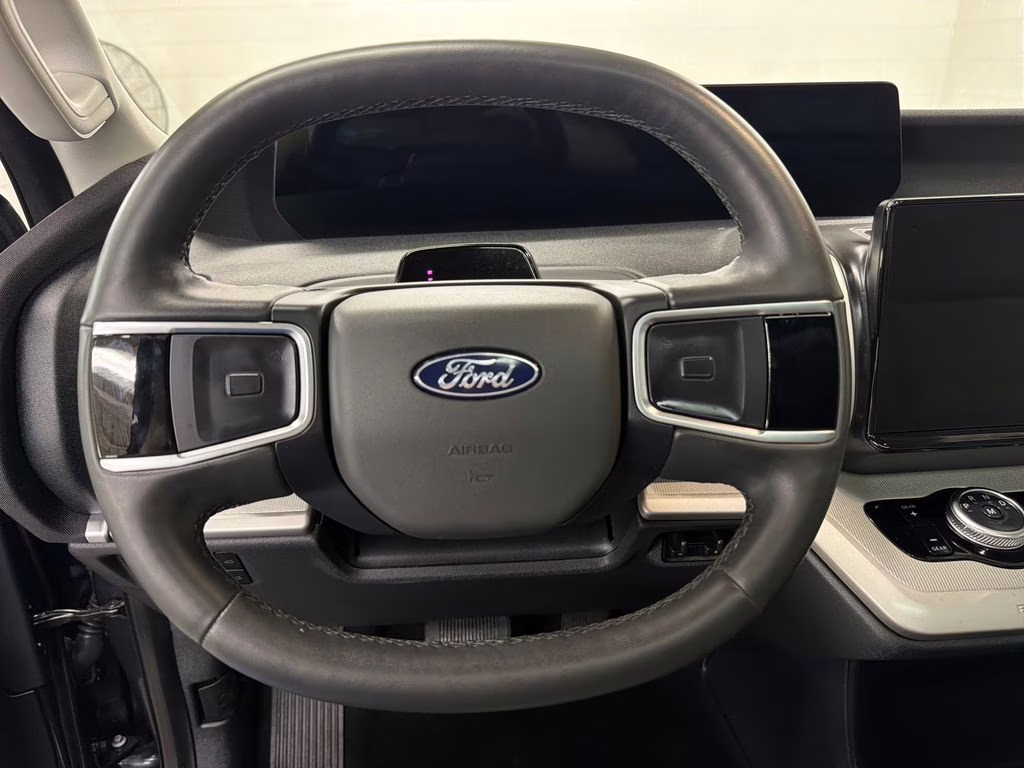 2025 Blue Metallic Ford Expedition Max Active RWD SUV