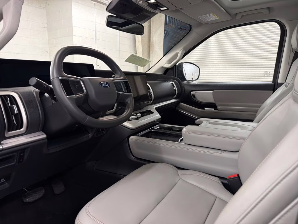 2025 Blue Metallic Ford Expedition Max Active RWD SUV