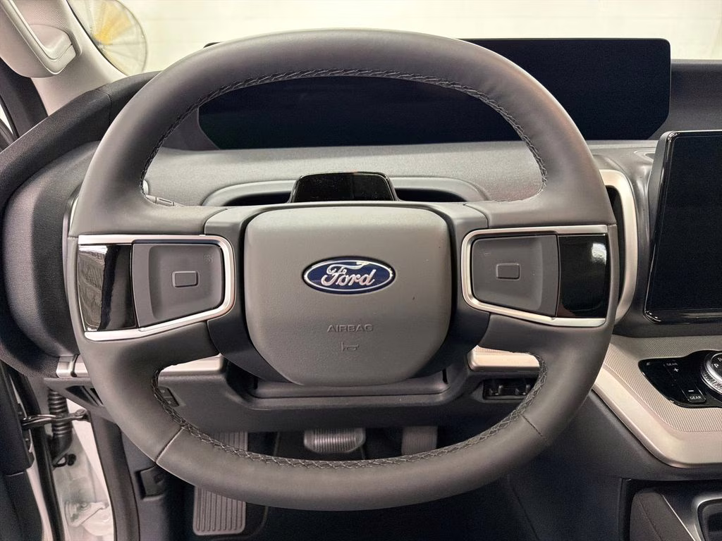 2026 STAR WHITE Ford Expedition Active RWD SUV