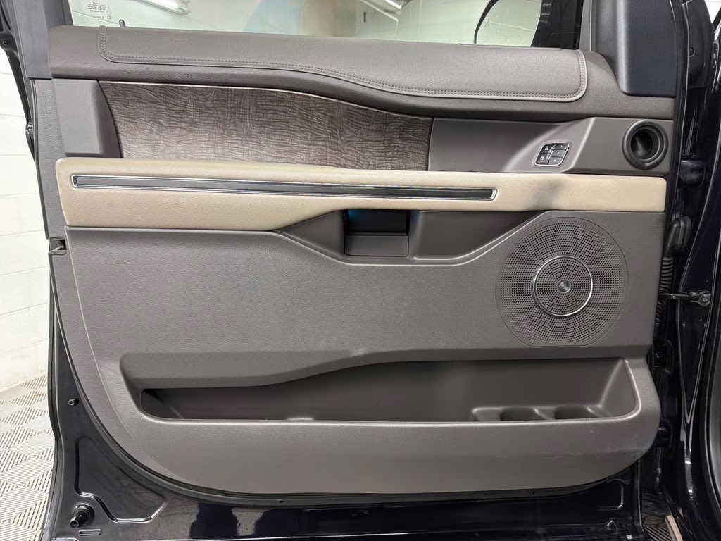 2019 Agate Black Metallic Ford Expedition Limited RWD SUV