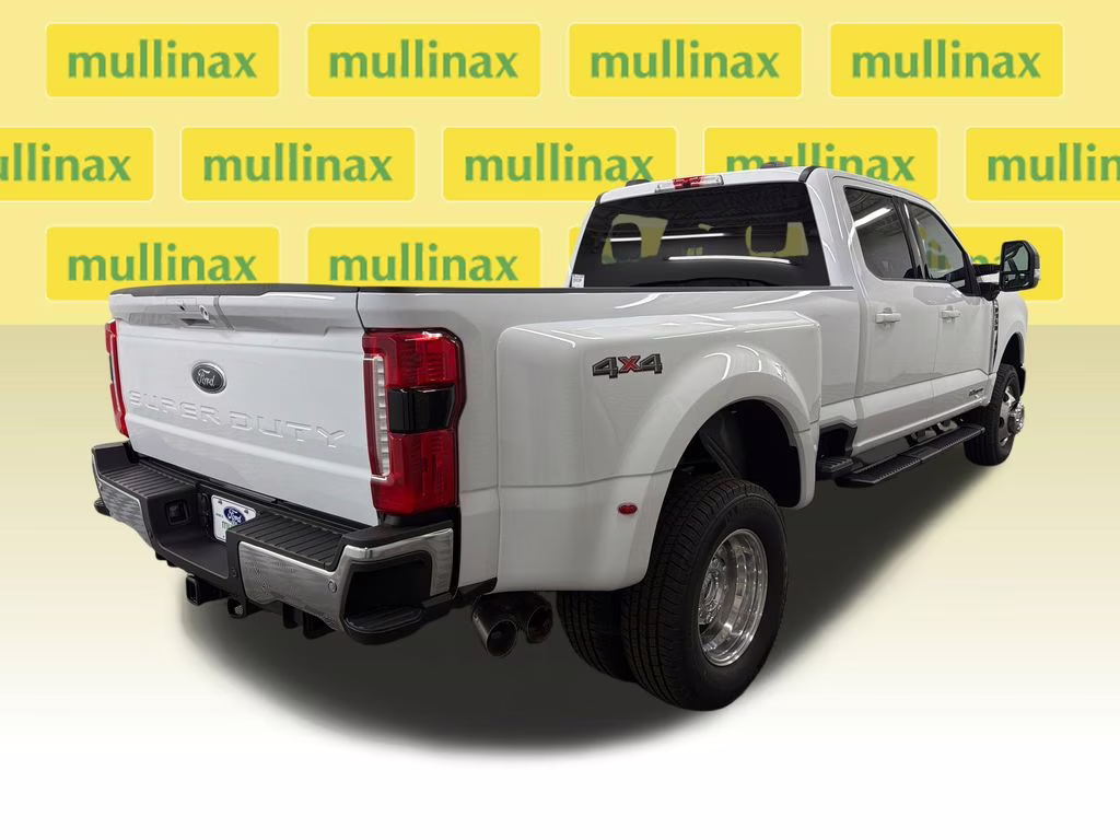 2026 OXFORD WHITE Ford Super Duty F-350 DRW XLT 4X4 Truck