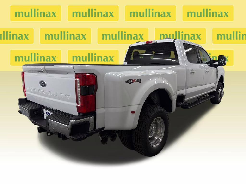 2026 OXFORD WHITE Ford Super Duty F-350 DRW XLT 4X4 Truck