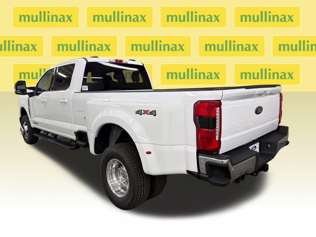 2026 OXFORD WHITE Ford Super Duty F-350 DRW XLT 4X4 Truck