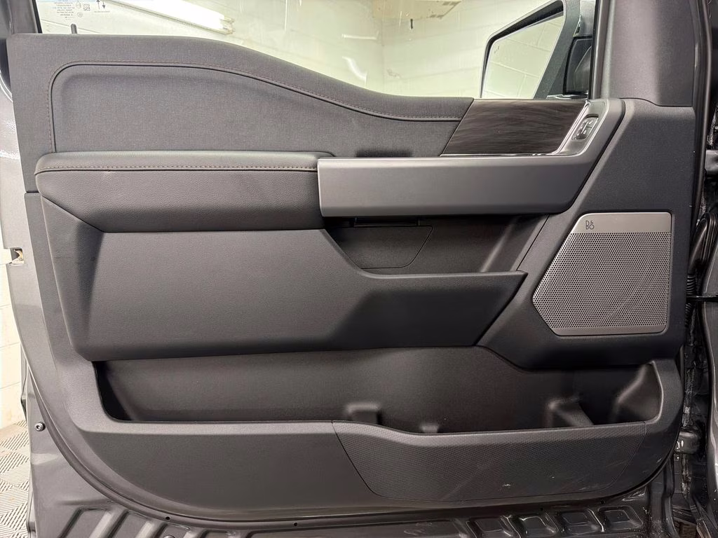 2026 CARBONIZED GRAY Ford F-150 Lariat 4X4 Truck