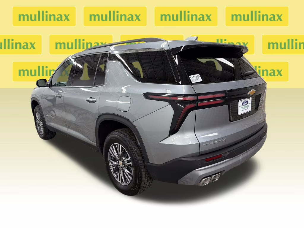 2026 Sterling Gray Metallic Chevrolet Traverse LT FWD SUV