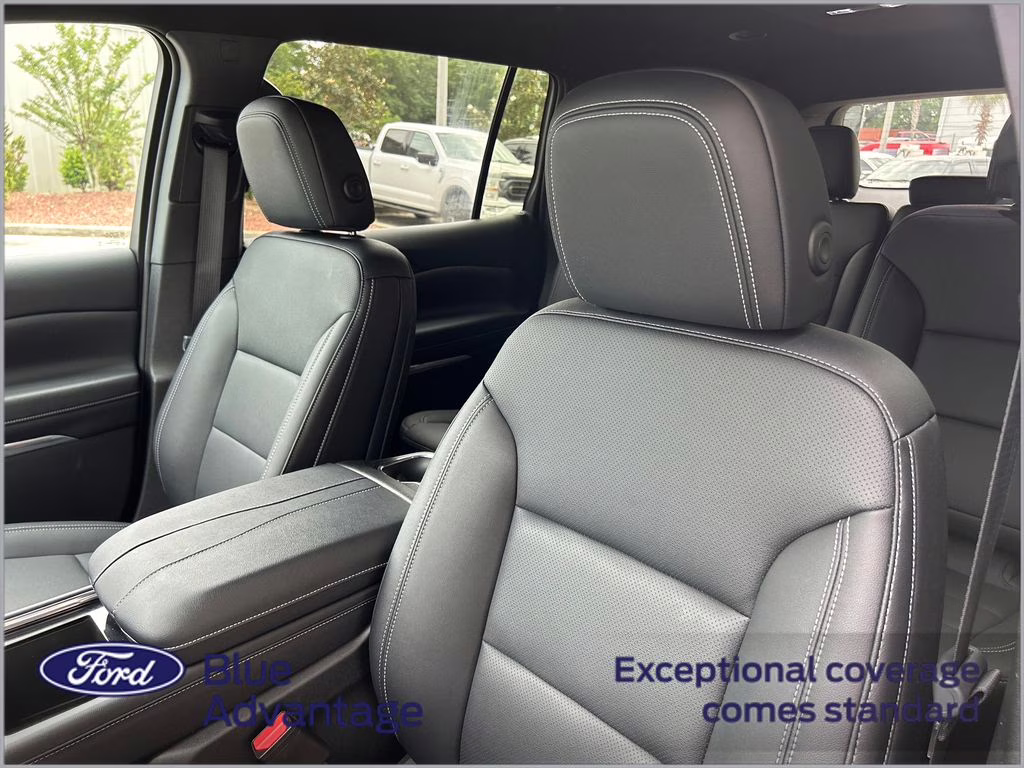 2026 Sterling Gray Metallic Chevrolet Traverse LT FWD SUV