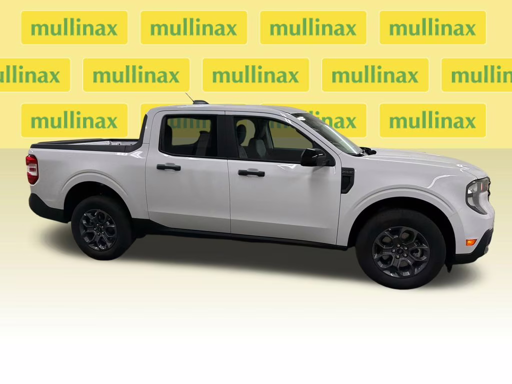 2026 OXFORD WHITE Ford Maverick XLT FWD Truck