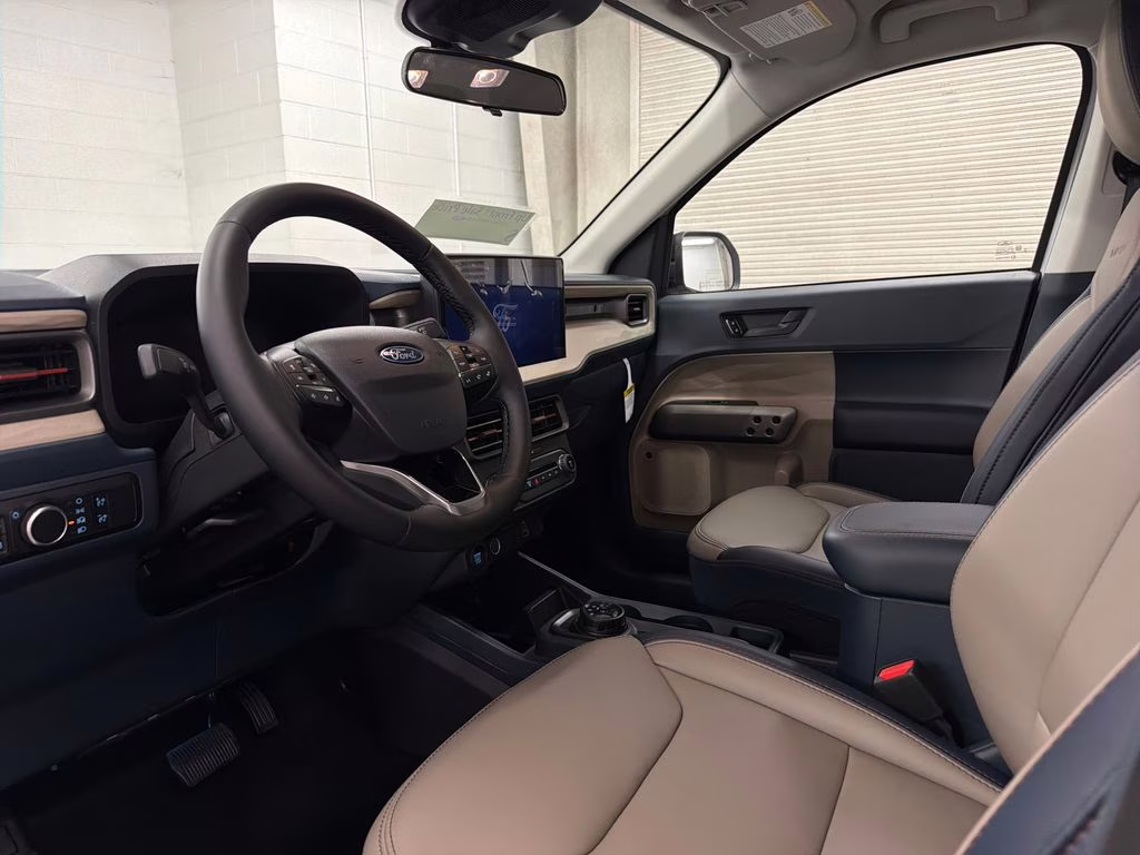 2026 OXFORD WHITE Ford Maverick Lariat AWD Truck