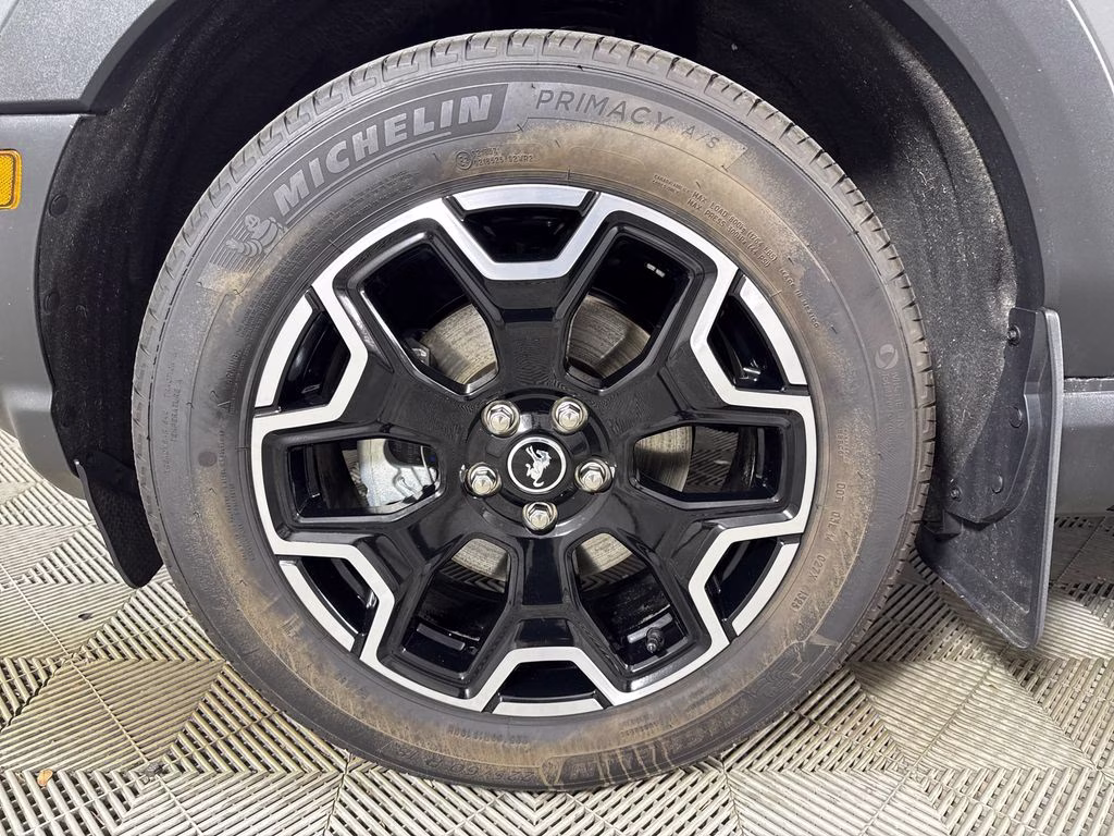2025 Carbonized Gray Metallic Ford Bronco Sport Outer Banks 4X4 SUV