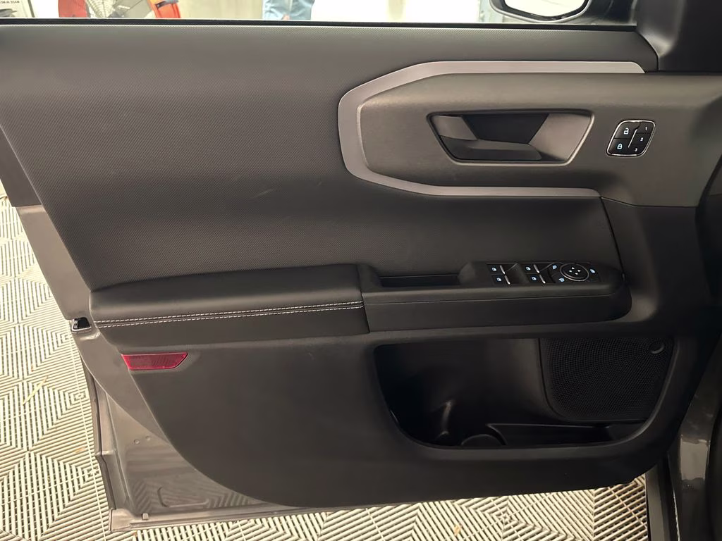 2025 Carbonized Gray Metallic Ford Bronco Sport Outer Banks 4X4 SUV
