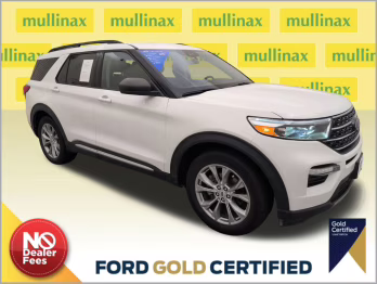 2021 Star White Metallic Tri-Coat Ford Explorer XLT RWD SUV