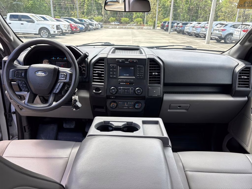 2017 Oxford White Ford F-150 XL RWD Truck