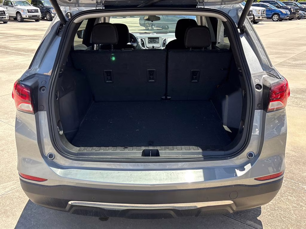 2024 Sterling Gray Metallic Chevrolet Equinox LT FWD SUV