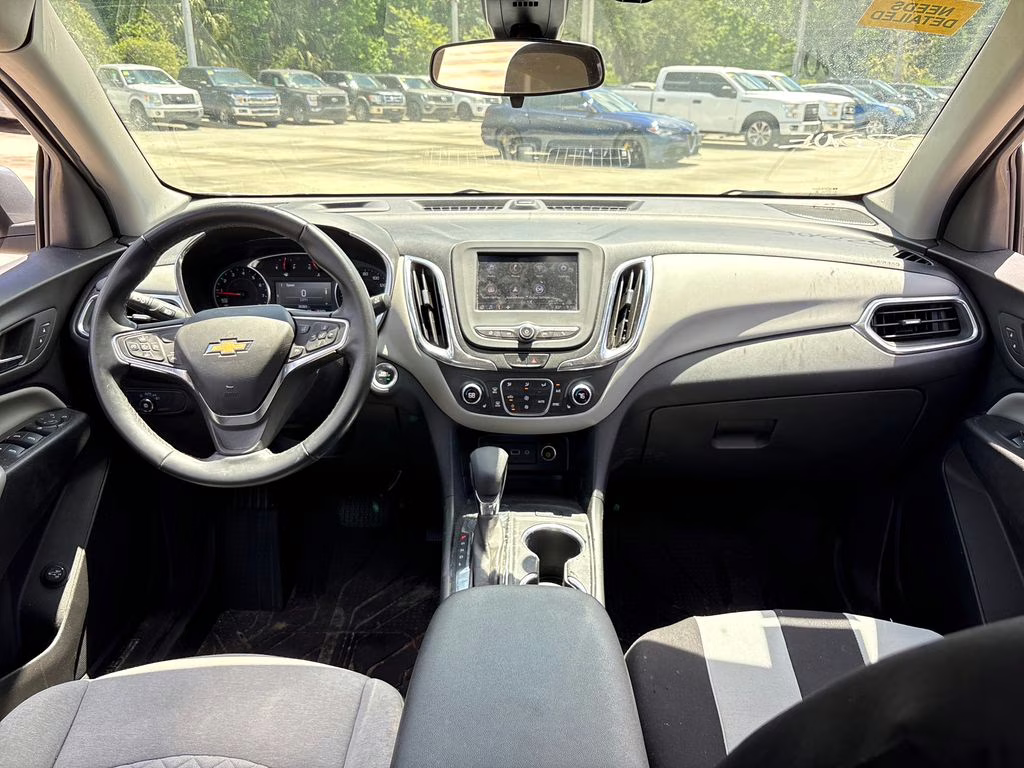 2024 Sterling Gray Metallic Chevrolet Equinox LT FWD SUV