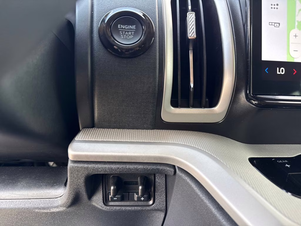 2025 Agate Black Metallic Ford Expedition Max Active RWD SUV
