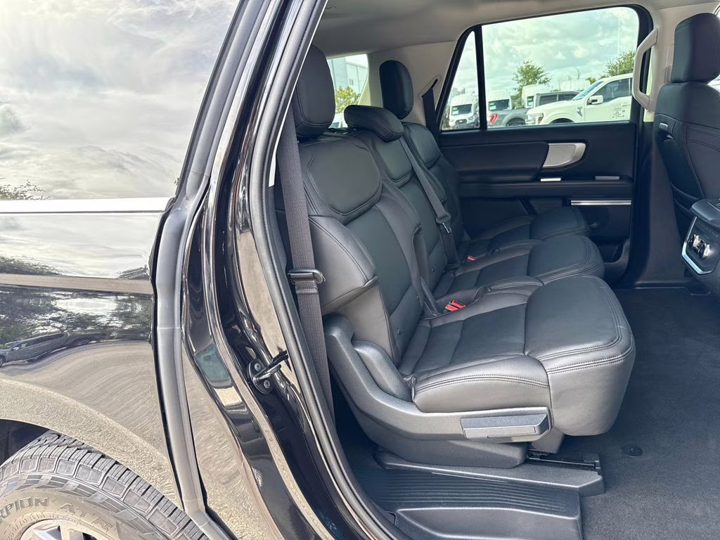 2025 Agate Black Metallic Ford Expedition Max Active RWD SUV