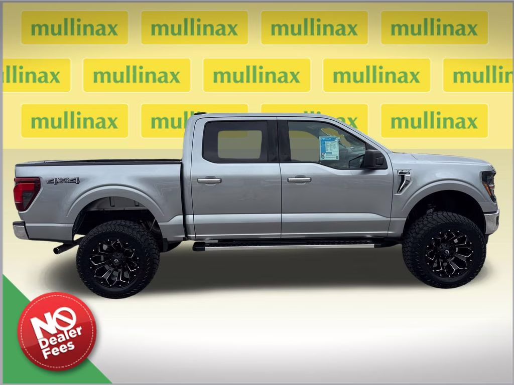 2025 Iconic Silver Metallic Ford F-150 XLT w/ LIFTKIT 4X4 Truck