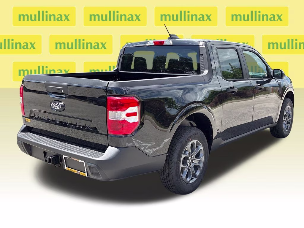 2026 Shadow Black Ford Maverick XLT FWD Truck