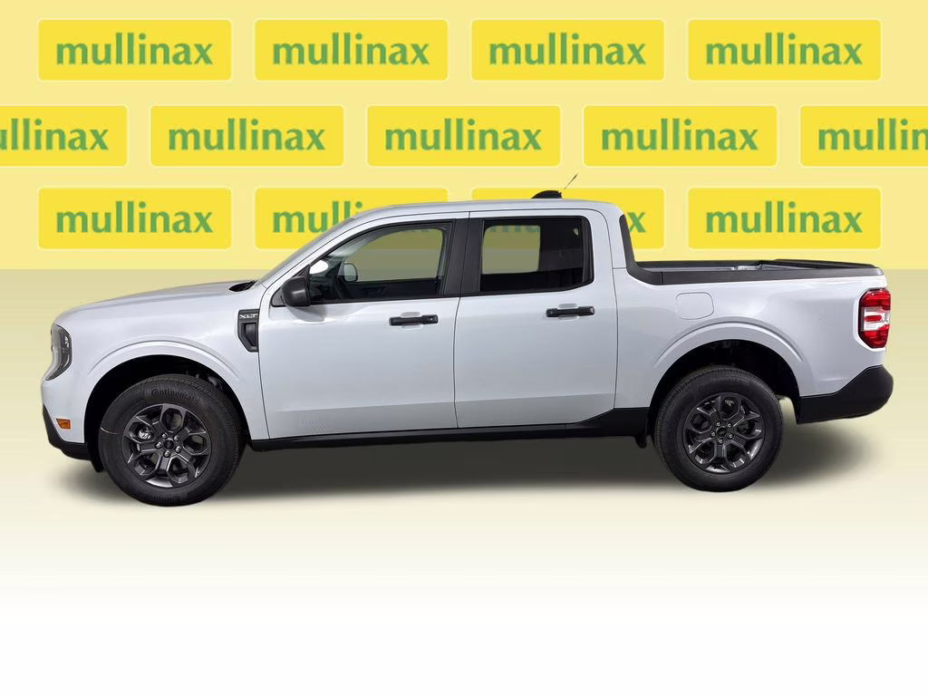 2026 Space White Metallic Ford Maverick XLT FWD Truck