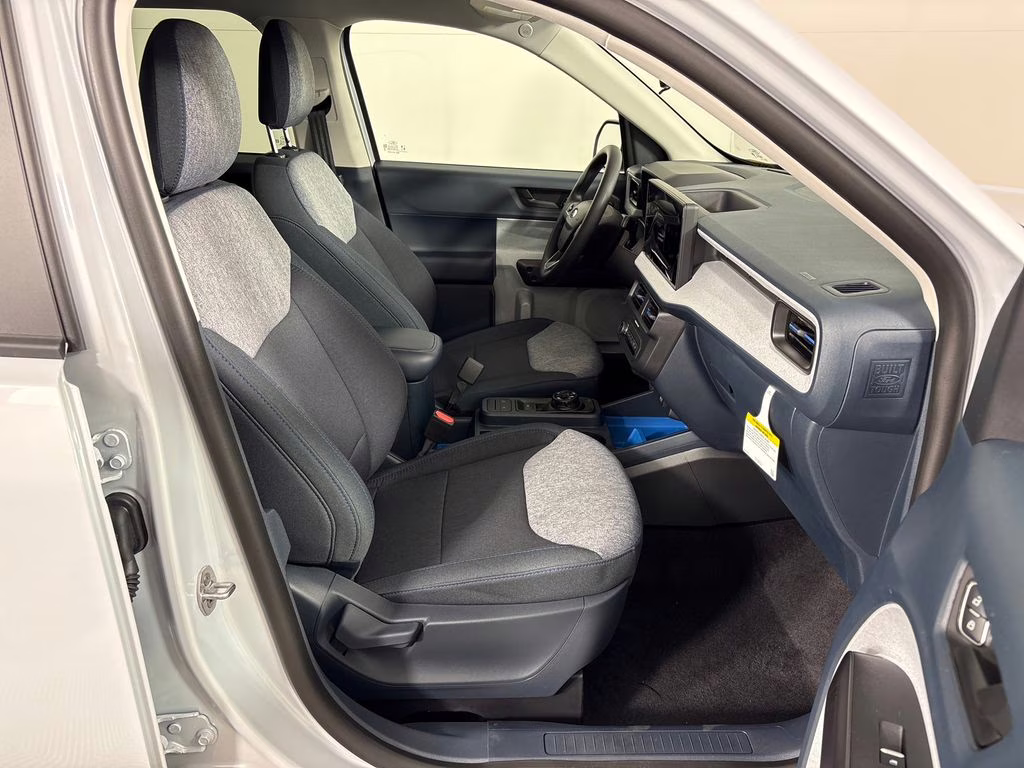 2026 Space White Metallic Ford Maverick XLT FWD Truck