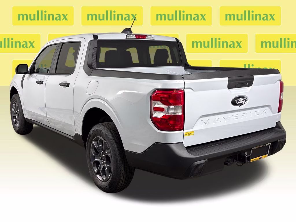 2026 Space White Metallic Ford Maverick XLT FWD Truck
