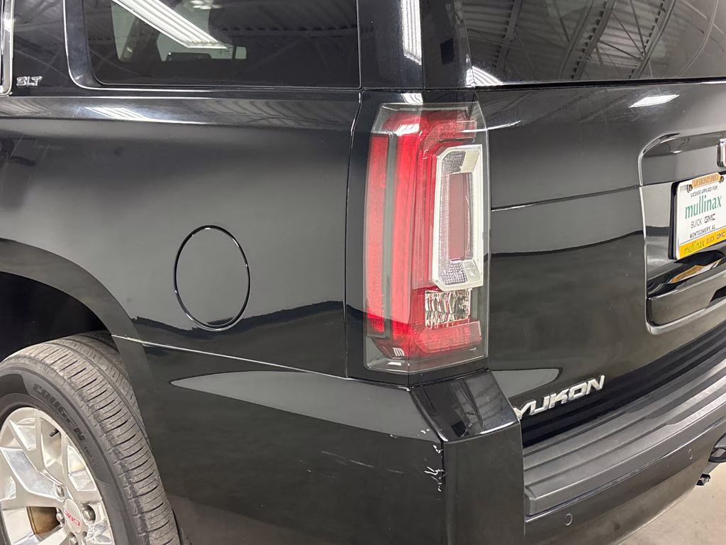 2017 Onyx Black GMC Yukon SLT RWD SUV
