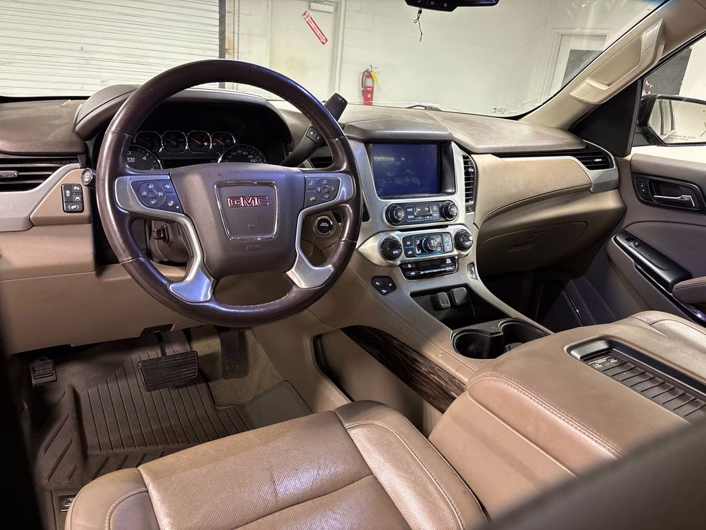 2017 Onyx Black GMC Yukon SLT RWD SUV