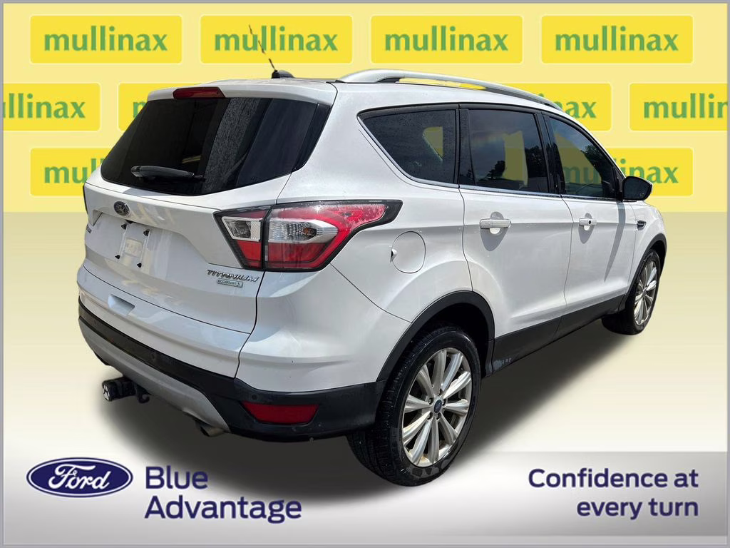 2017 White Platinum Metallic Tri-Coat Ford Escape Titanium FWD SUV