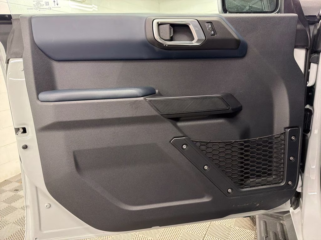 2026 AVALANCHE GRAY Ford Bronco Heritage Edition 4X4 SUV