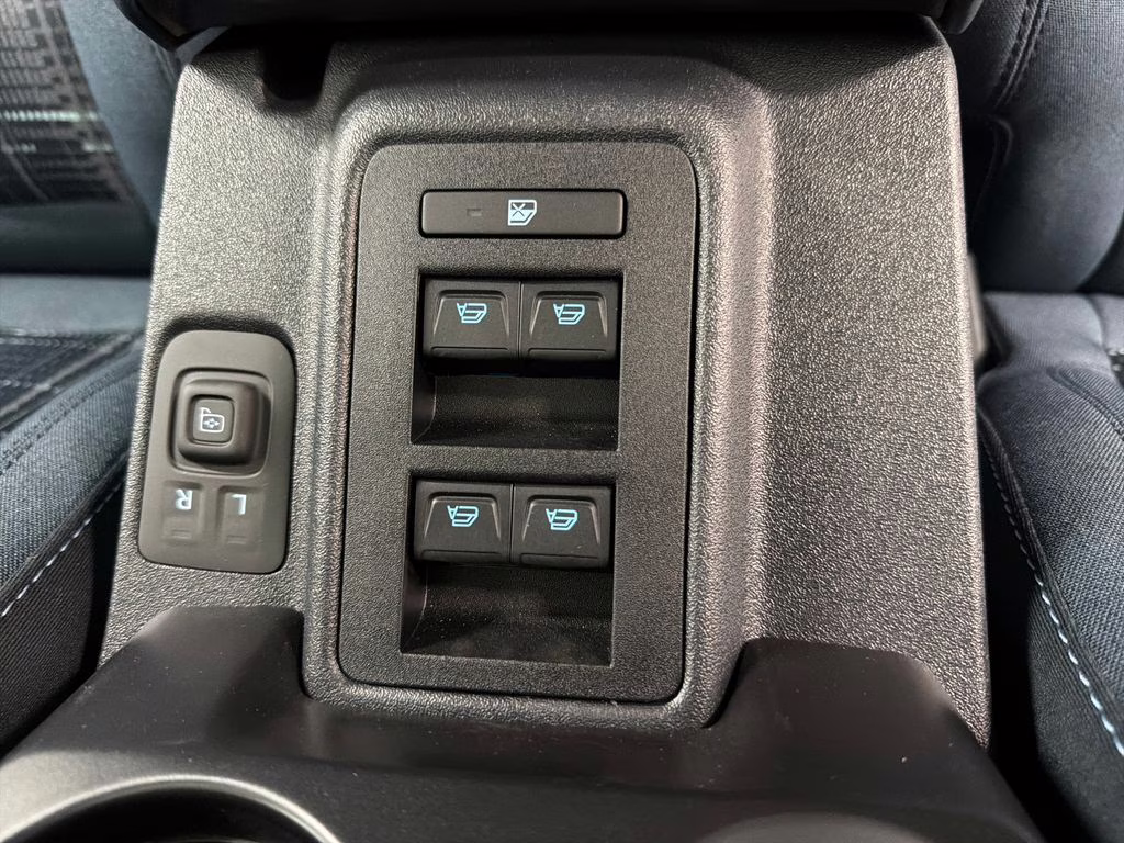 2026 AVALANCHE GRAY Ford Bronco Heritage Edition 4X4 SUV