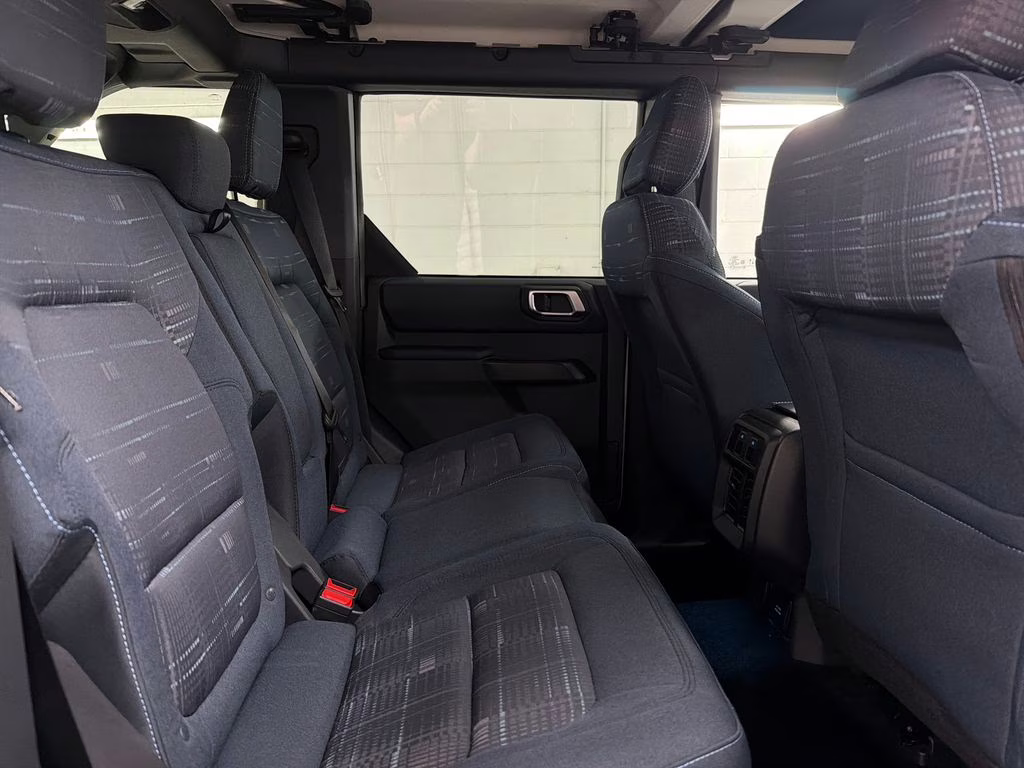 2026 AVALANCHE GRAY Ford Bronco Heritage Edition 4X4 SUV