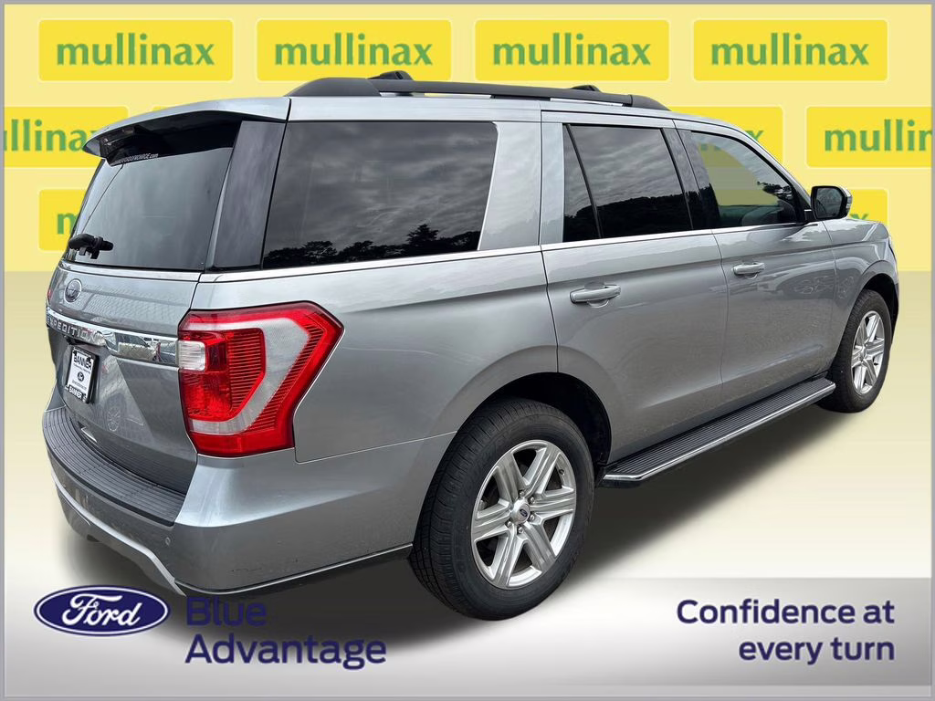 2020 Iconic Silver Metallic Ford Expedition XLT RWD SUV