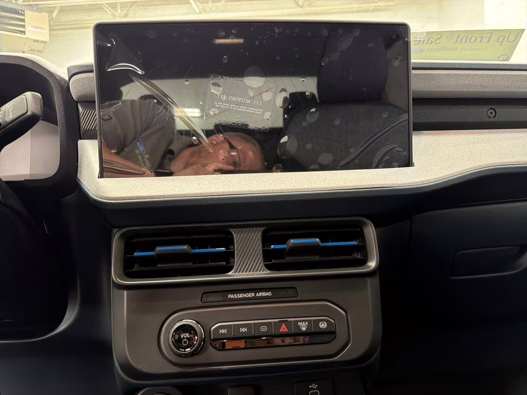 2026 OXFORD WHITE Ford Maverick XLT FWD Truck