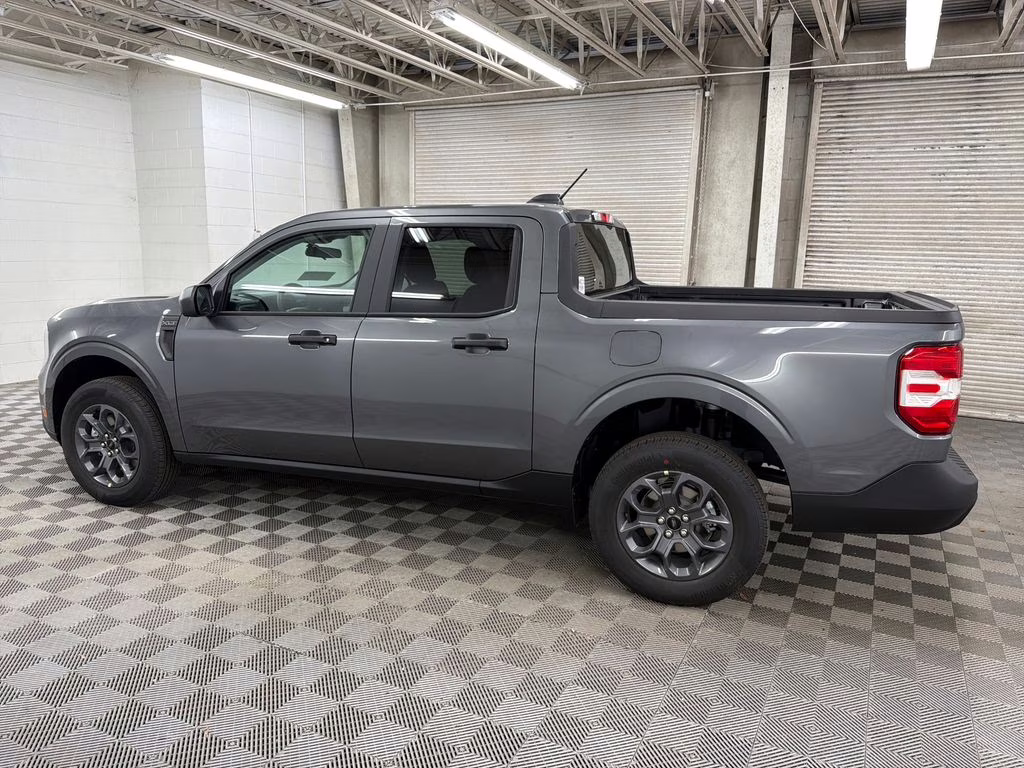 2026 CARBONIZED GRAY Ford Maverick XLT FWD Truck