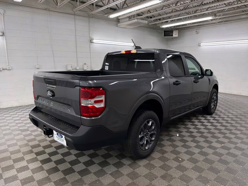 2026 CARBONIZED GRAY Ford Maverick XLT FWD Truck