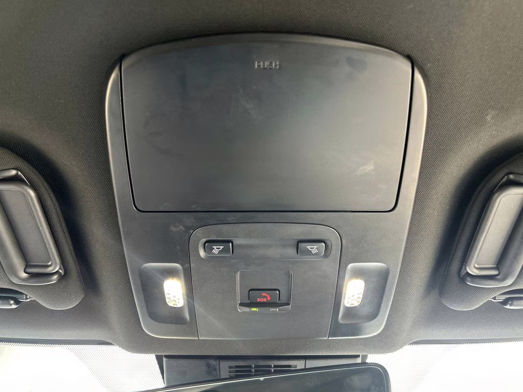 2025 Ocean Gem Toyota Camry SE FWD Sedan