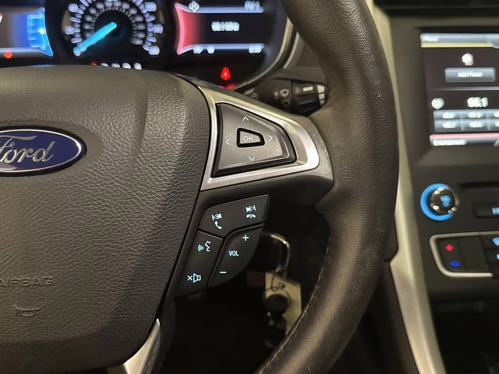 2016 Shadow Black Ford Fusion SE FWD Sedan