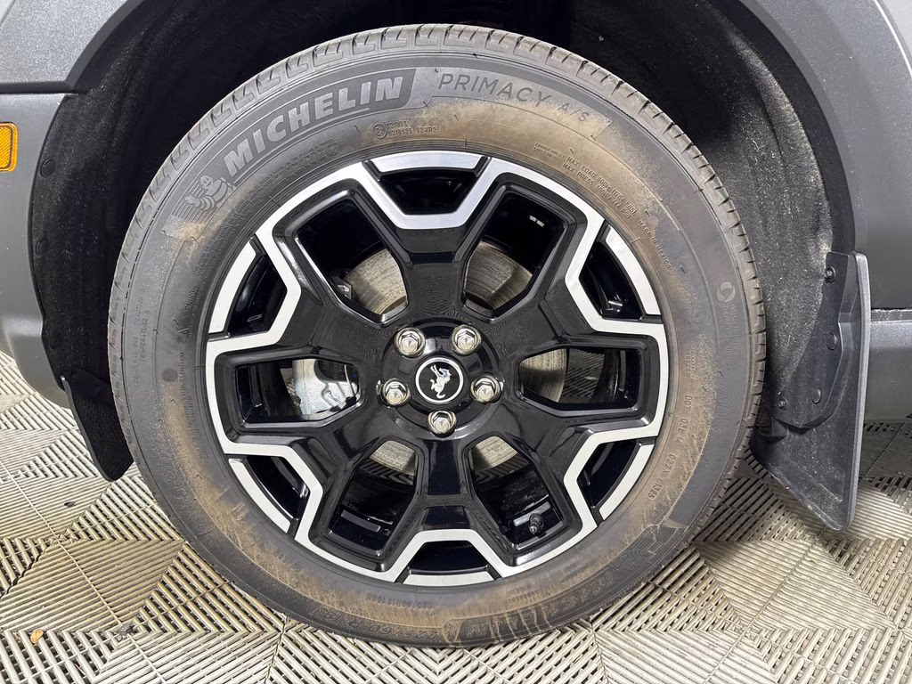 2025 Carbonized Gray Metallic Ford Bronco Sport Outer Banks 4X4 SUV
