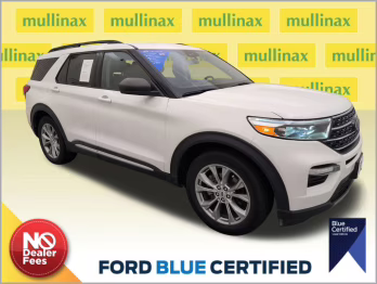 2021 Star White Metallic Tri-Coat Ford Explorer XLT RWD SUV