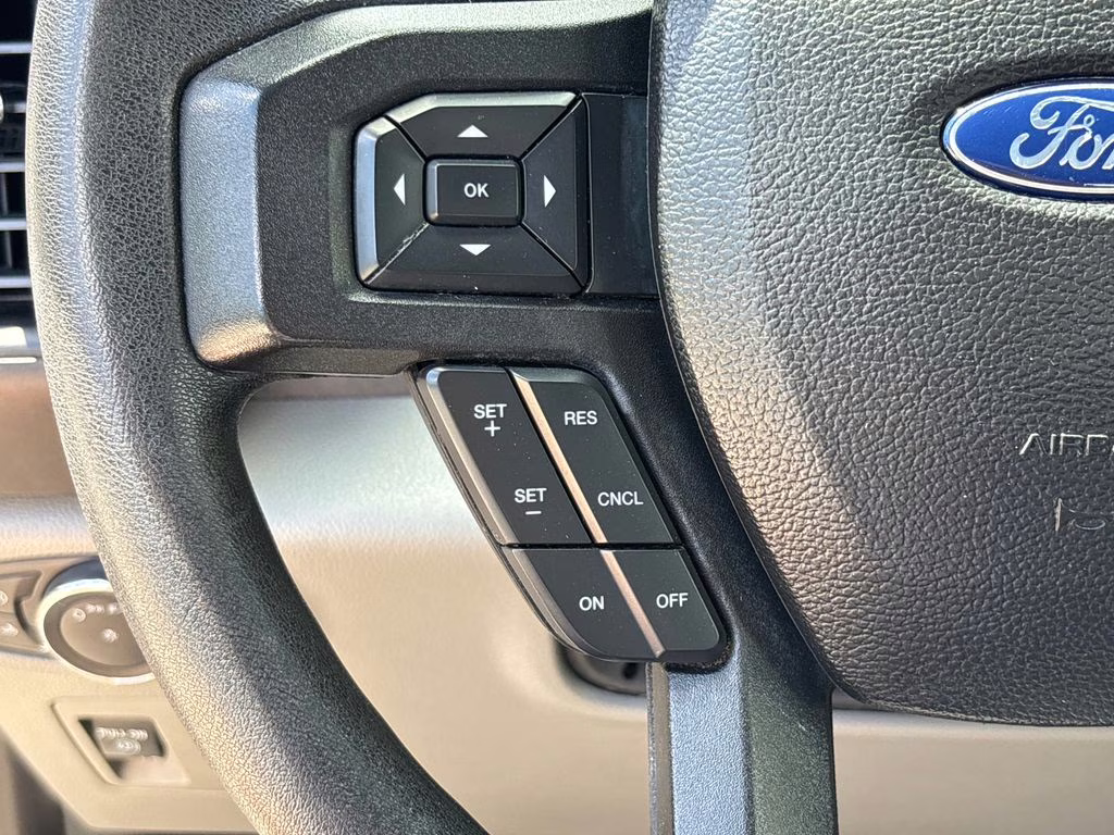 2017 Oxford White Ford F-150 XL RWD Truck