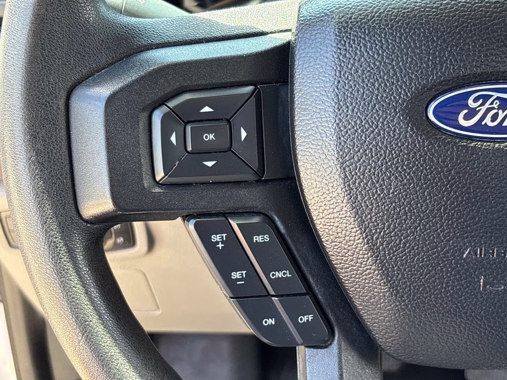 2017 Oxford White Ford F-150 XL RWD Truck