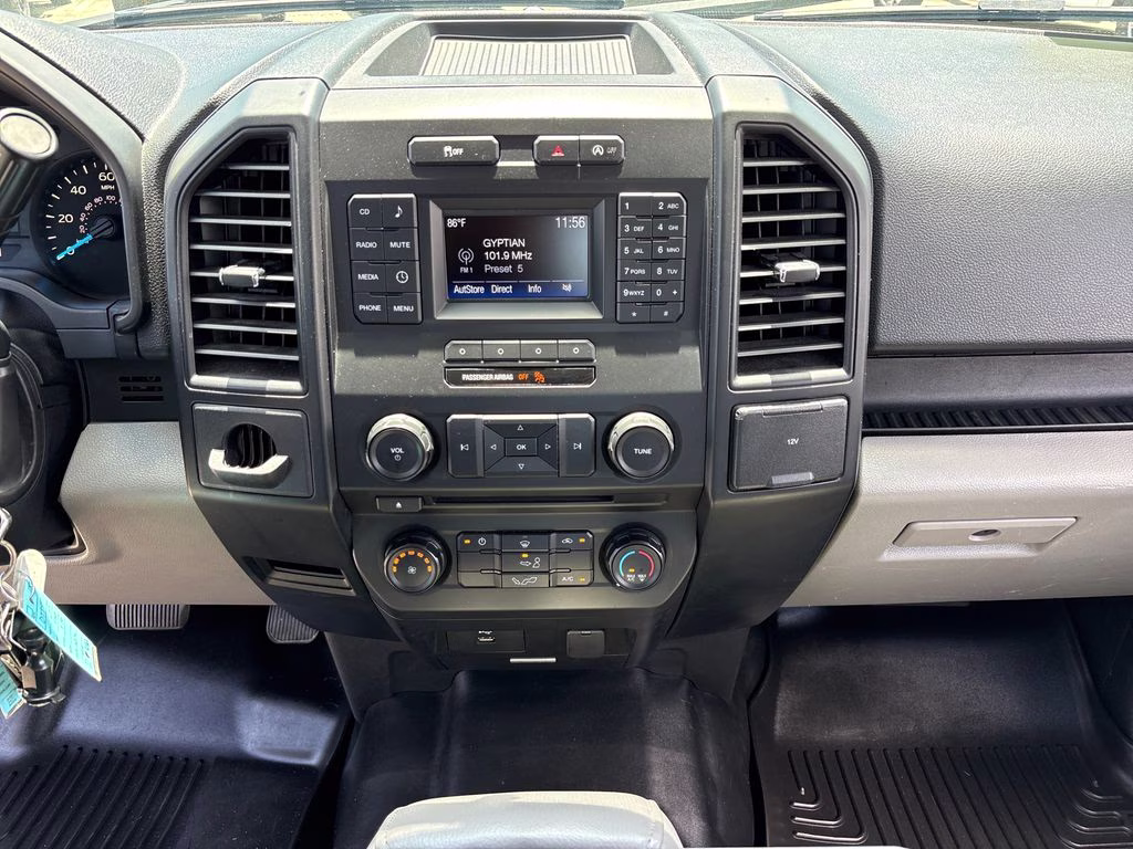 2017 Oxford White Ford F-150 XL RWD Truck